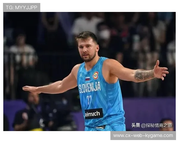 东契奇外线命中难度极高三分,独行侠看台震动